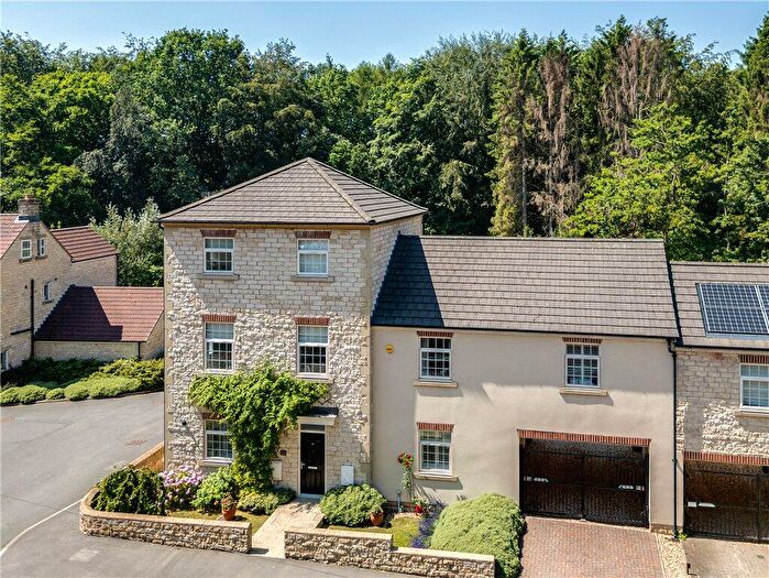 5 Bedroom Link Detached House For Sale In Bowcliffe Road, Bramham, Wetherby, West Yorkshire, LS23