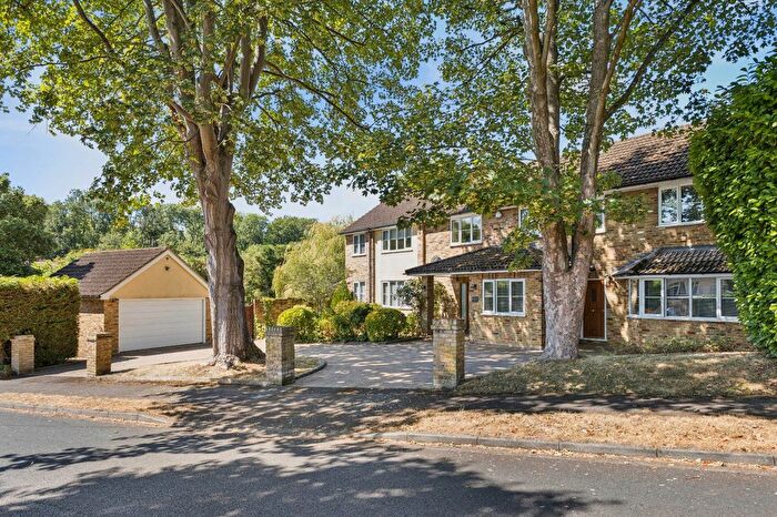 5 Bedroom Detached House For Sale In The Climb, Rickmansworth, Hertfordshire, WD3
