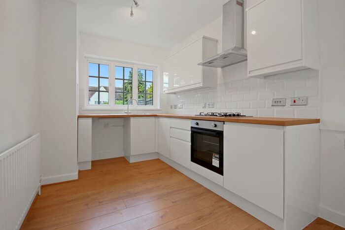 1 Bedroom Apartment To Rent In Admiral Seymour Road, Eltham, SE9