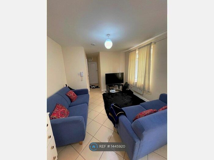 1 Bedroom Flat To Rent In Claude Place, Cardiff, CF24