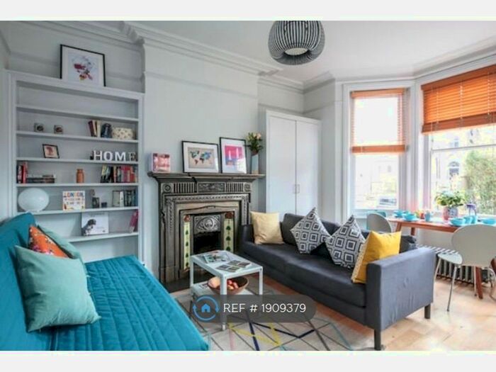 2 Bedroom Flat To Rent In Anson Road, London, N7