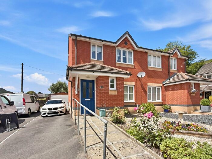 3 Bedroom Semi-Detached House For Sale In Nant Y Garn, Risca, NP11