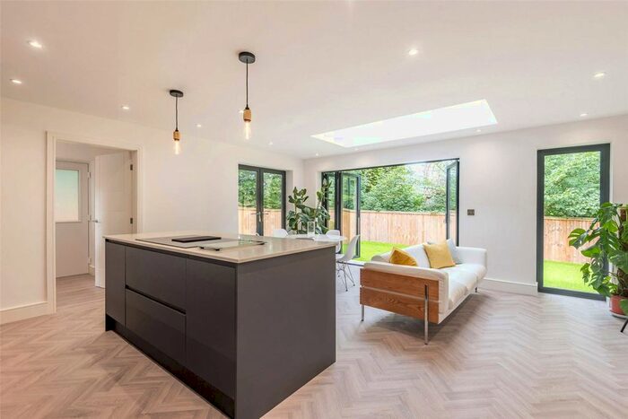 3 Bedroom Detached House To Rent In Forester Avenue, Knutsford, Cheshire, WA16