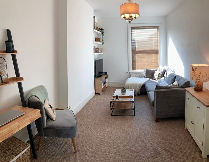 1 Bedroom Flat For Sale In Bellevue Road, New Southgate, N11