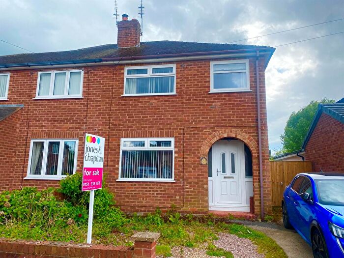3 Bedroom Semi-Detached House For Sale In Greenlea Close, Whitby, Ellesmere Port, CH65