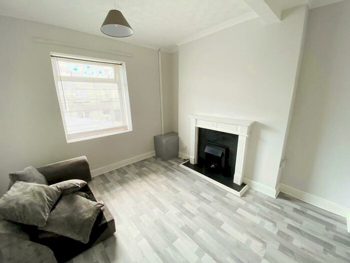 3 Bedroom House To Rent In Edward Terrace, Abertridwr, Caerphilly, CF83