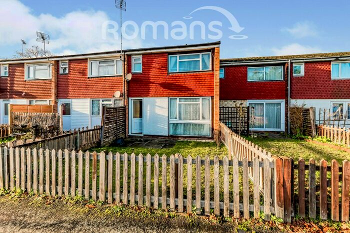 3 Bedroom Terraced House To Rent In Worcester Close, Farnborough GU14