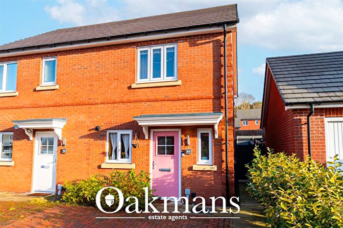 2 Bedroom Semi Detached House For Sale In Hawthorn Way, Birmingham, West Midlands, B38