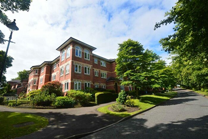 2 Bedroom Apartment To Rent In Pavilion Way, Macclesfield, SK10