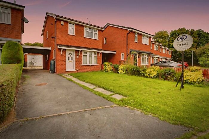 3 Bedroom Detached House For Sale In Padstow Close, Crewe, CW1