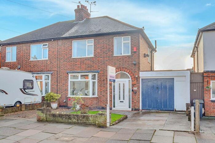 3 Bedroom Semi Detached House For Sale In Evesham Road, Rowley Fields, LE3