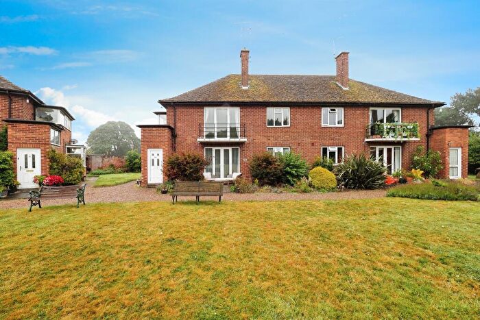 2 Bedroom Flat For Sale In Church Lane, Barrow-On-Trent, Derby, DE73