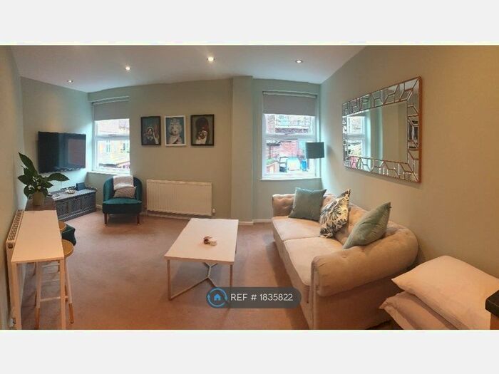 1 Bedroom Flat To Rent In Lady Pecketts Yard, York, YO1
