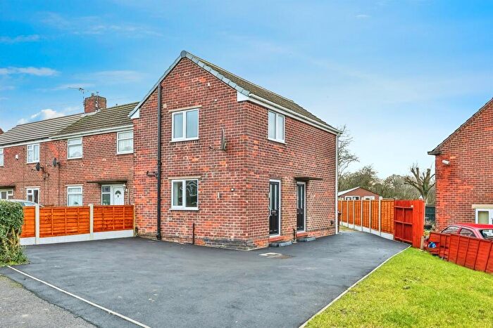 3 Bedroom End Of Terrace House To Rent In Wirksworth Road, Ilkeston, DE7