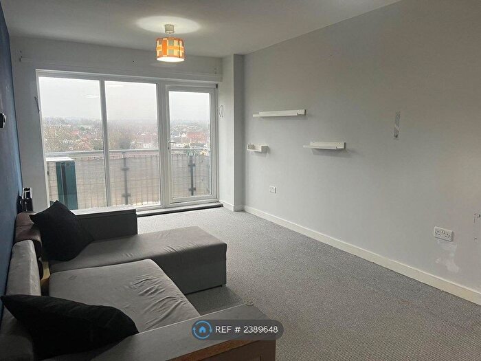 2 Bedroom Flat To Rent In Woodall Court, Croydon, CR0