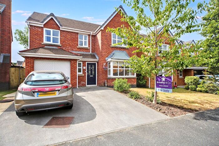 4 Bedroom Detached House For Sale In Bannister Way, Wigan, WN3