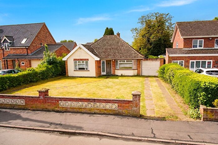 3 Bedroom Detached Bungalow For Sale In Grove Avenue, New Costessey, Norwich, NR5