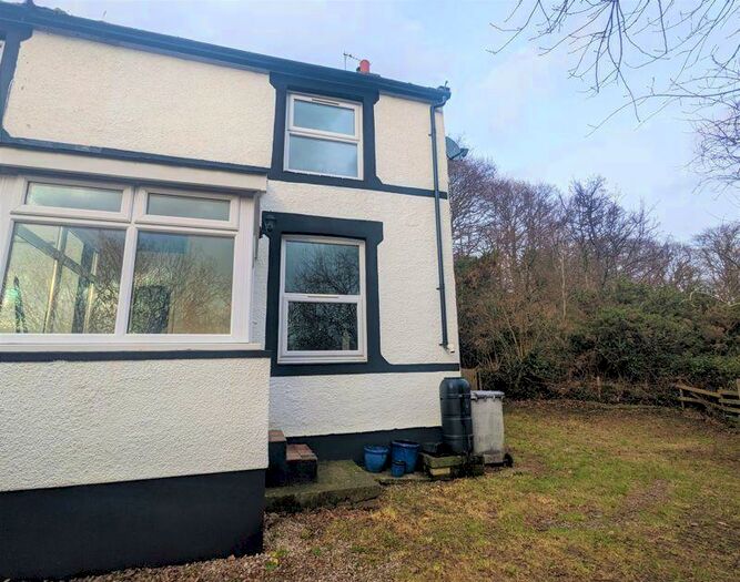 2 Bedroom Terraced House To Rent In Mountain Road, Conwy, LL32
