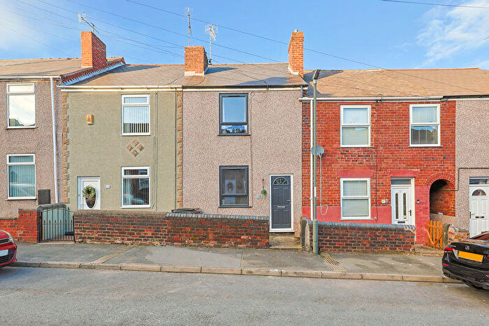 2 Bedroom Terraced House For Sale In Chapel Road, Grassmoor, Chesterfield, S42