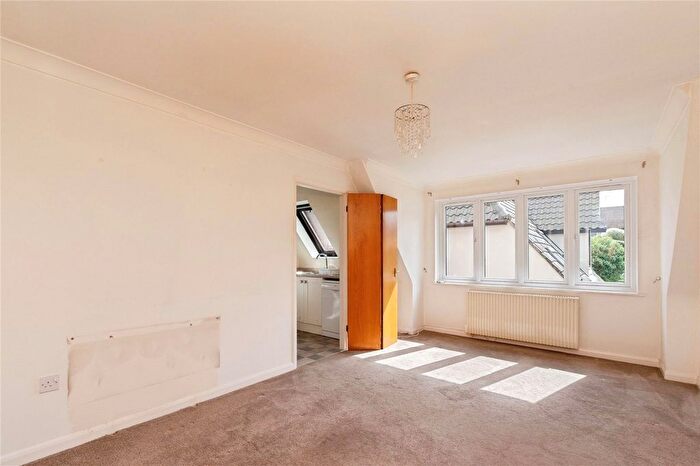 2 Bedroom Flat For Sale In Palmerston Lodge, Great Baddow, CM2
