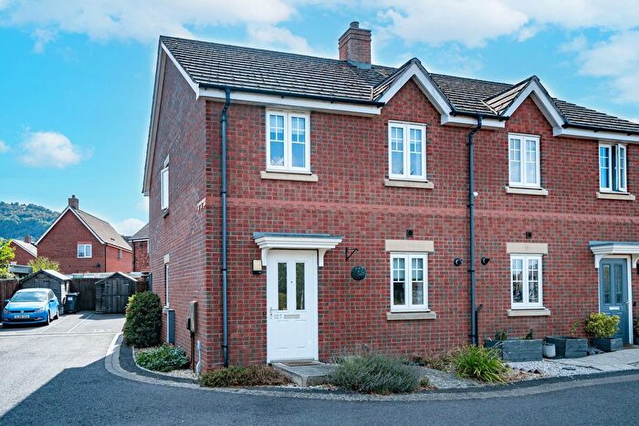3 Bedroom Semi-Detached House For Sale In Swinyard Road, Malvern, WR14