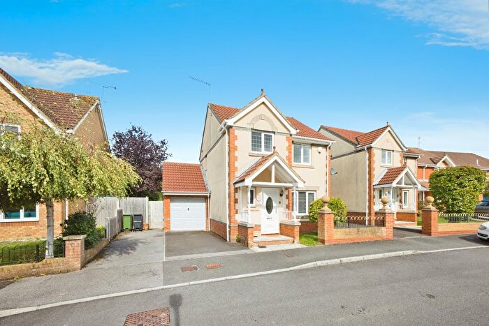 3 Bedroom Detached House For Sale In Jasmine Close, Yeovil, BA22