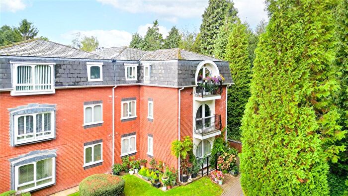 2 Bedroom Apartment For Sale In Oldnall Road, Kidderminster, Worcestershire, DY10
