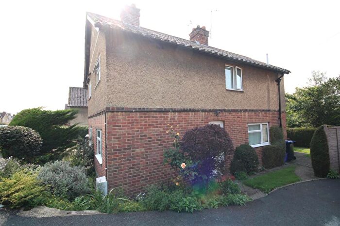 3 Bedroom Semi Detached House To Rent In Pretoria Road, Canterbury (Student/Sharer Accommodation), CT1