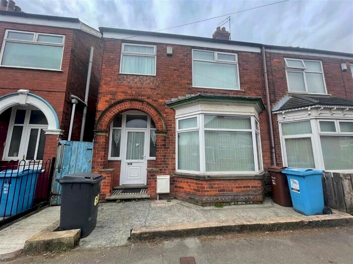 3 Bedroom Terraced House To Rent In Aberdeen Street, Hull, HU9