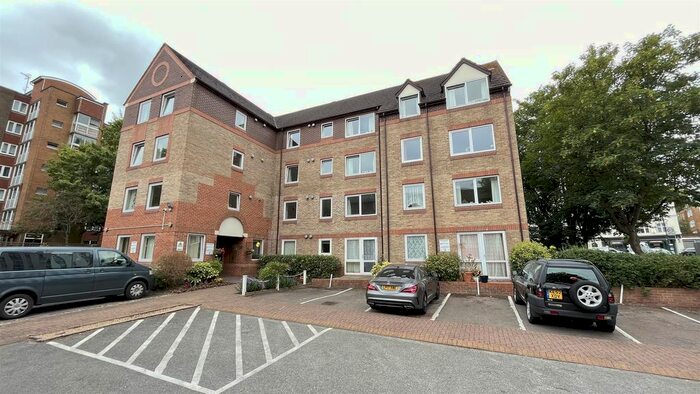 1 Bedroom Property To Rent In Forest Dene Court, Cedar Road, SM2
