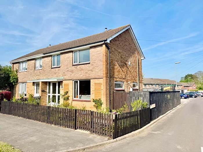 3 Bedroom Semi-Detached House For Sale In Arundel Drive, Louth, LN11