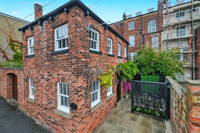 2 Bedroom Detached House For Sale In Kilby Street, Wakefield, West Yorkshire, WF1