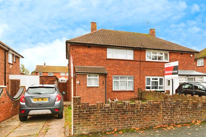 2 Bedroom Semi-Detached House For Sale In Uvedale Crescent, New Addington, Croydon, CR0