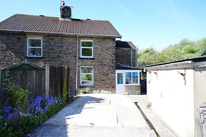 2 Bedroom Semi-Detached House To Rent In Sheffield Road, Chesterfield, S41