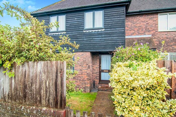 2 Bedroom Detached House To Rent In Regent Square, Rye, East Sussex, TN31