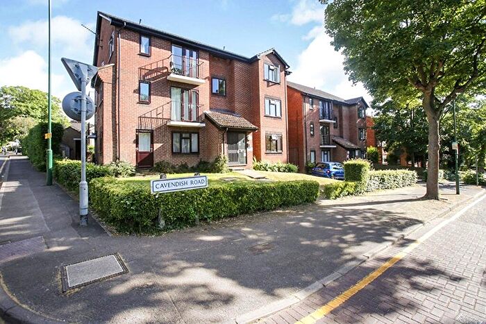 Flat To Rent In Cavendish Road, Sutton, SM2