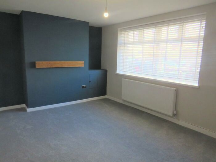 1 Bedroom Apartment To Rent In Coronation Terrace, Penarth, CF64