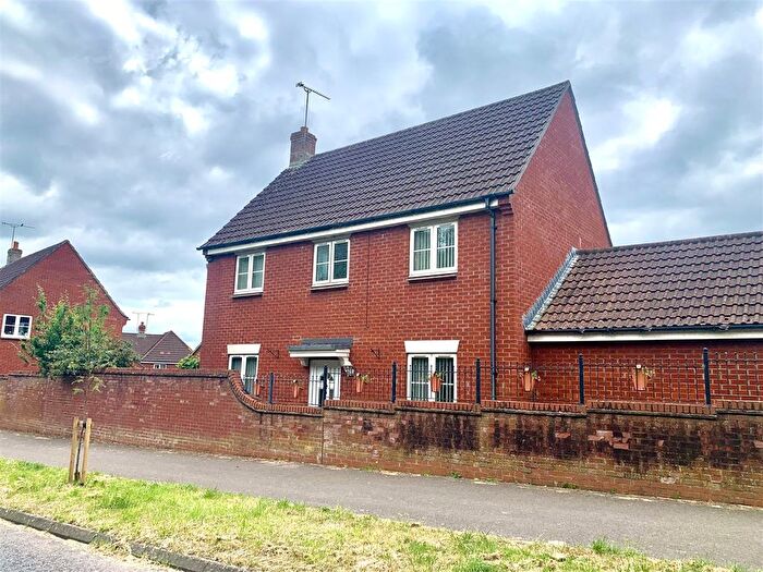 3 Bedroom Detached House To Rent In Jubilee Road, Devizes, SN10