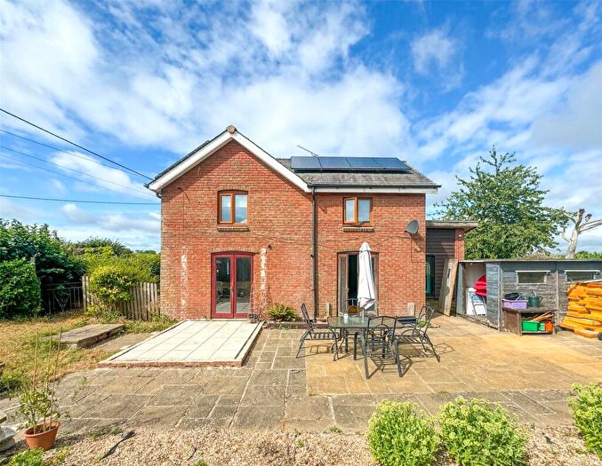 2 Bedroom Semi-Detached House For Sale In Burley Road, Bransgore, Christchurch, Dorset, BH23