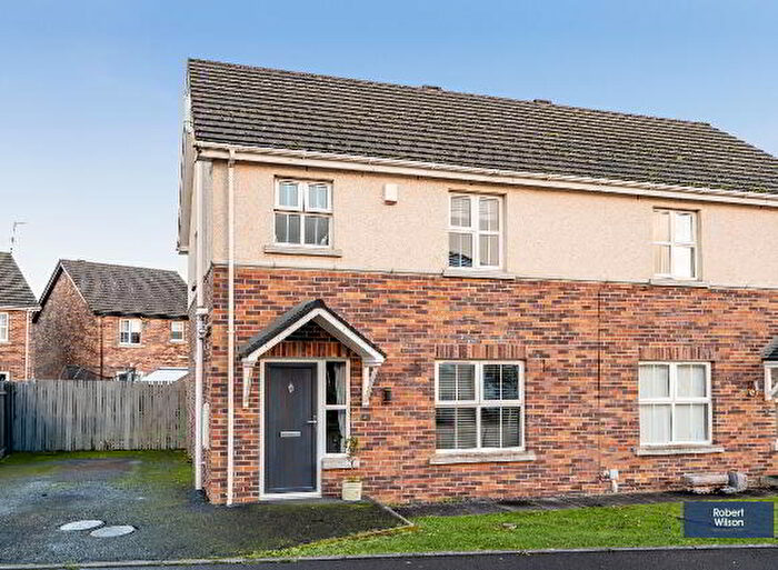 3 Bedroom Semi-Detached House For Sale In Beech Meadows, Waringstown, BT66