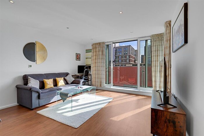 1 Bedroom Flat To Rent In The Oxygen, Royal Vicroia Dock, E16