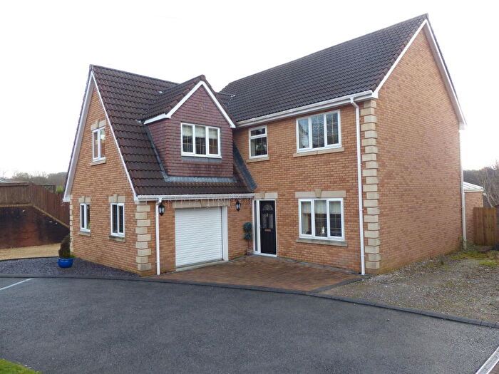 5 Bedroom Detached House To Rent In Chapel Wood Drive, CF72