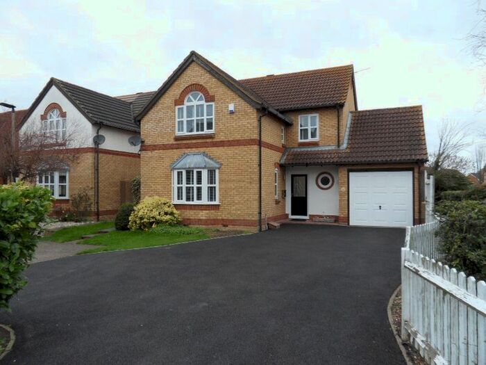 4 Bedroom Detached House To Rent In Broadhurst Abbey, Riverfield Area, Bedford, MK41