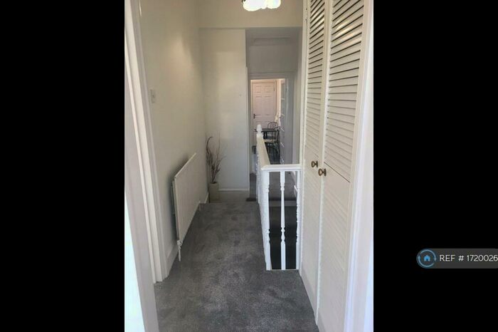 1 Bedroom Maisonette To Rent In Nags Head Road, Ponders End, EN3