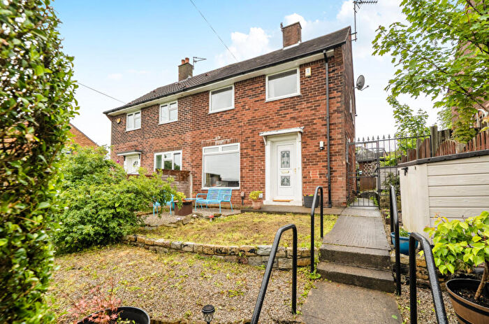 3 Bedroom Semi-Detached House For Sale In Half Mile Lane, Leeds, West Yorkshire, LS13