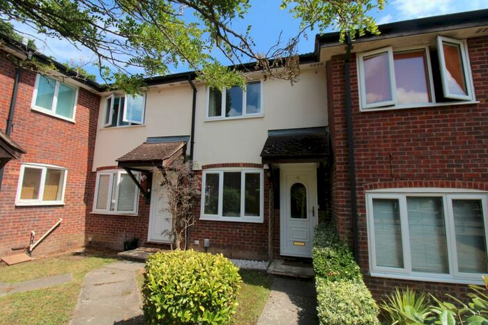 2 Bedroom Terraced House To Rent In Kingfisher Close, Farnborough, Hampshire, GU14
