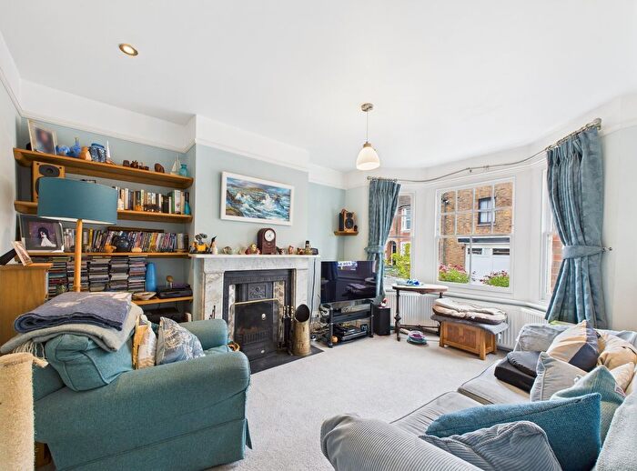 3 Bedroom Terraced House For Sale In Denne Road, Horsham, RH12