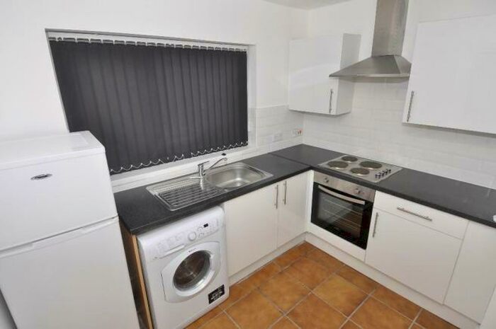 1 Bedroom Apartment To Rent In Malvern Grove, Manchester, M20