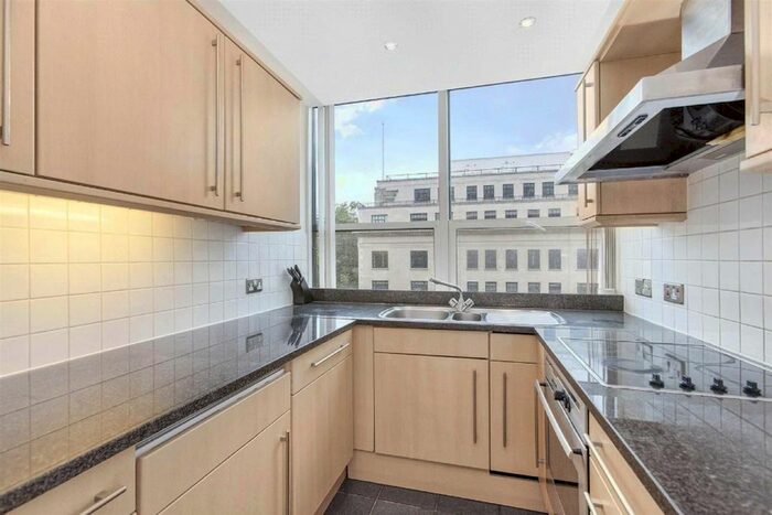 2 Bedroom Flat To Rent In Marylebone Road, London, NW1