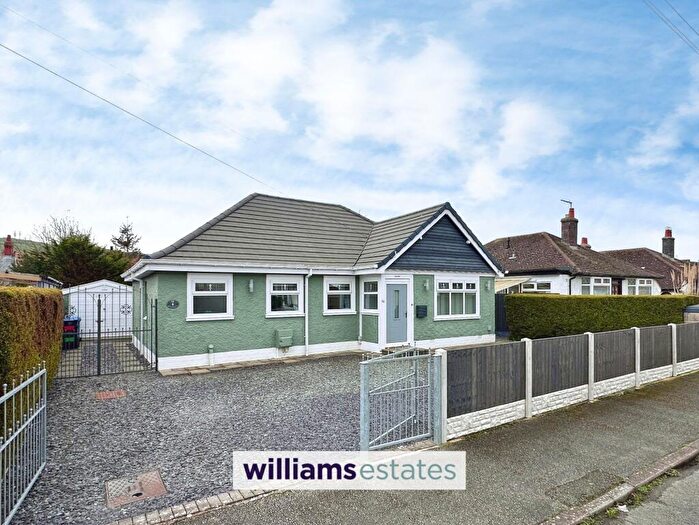 3 Bedroom Detached Bungalow For Sale In Highbury Avenue, Prestatyn, LL19